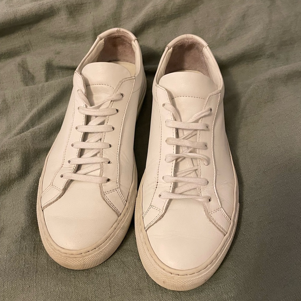 WOMEN’S COMMON PROJECTS